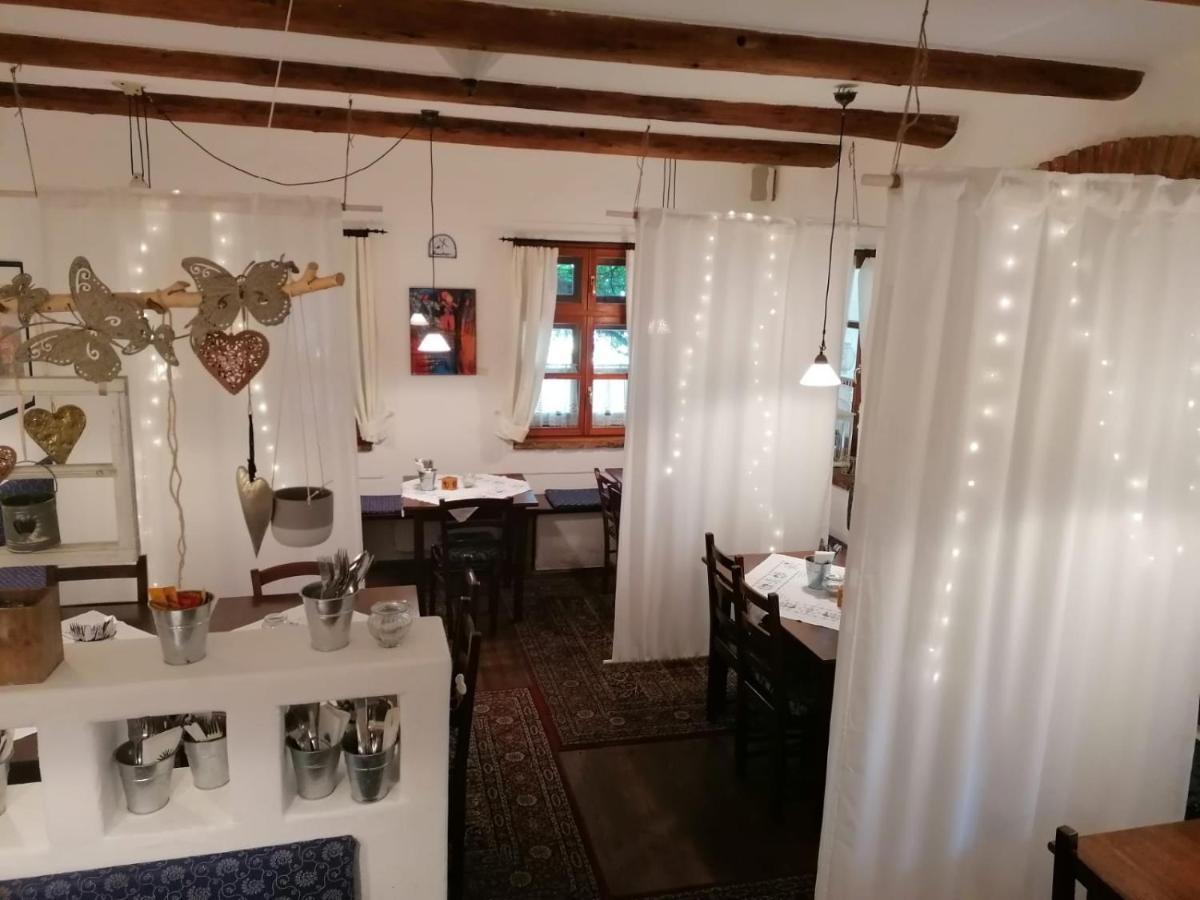 Oleander Romantik Zimmer Trausdorf an der Wulka Екстериор снимка