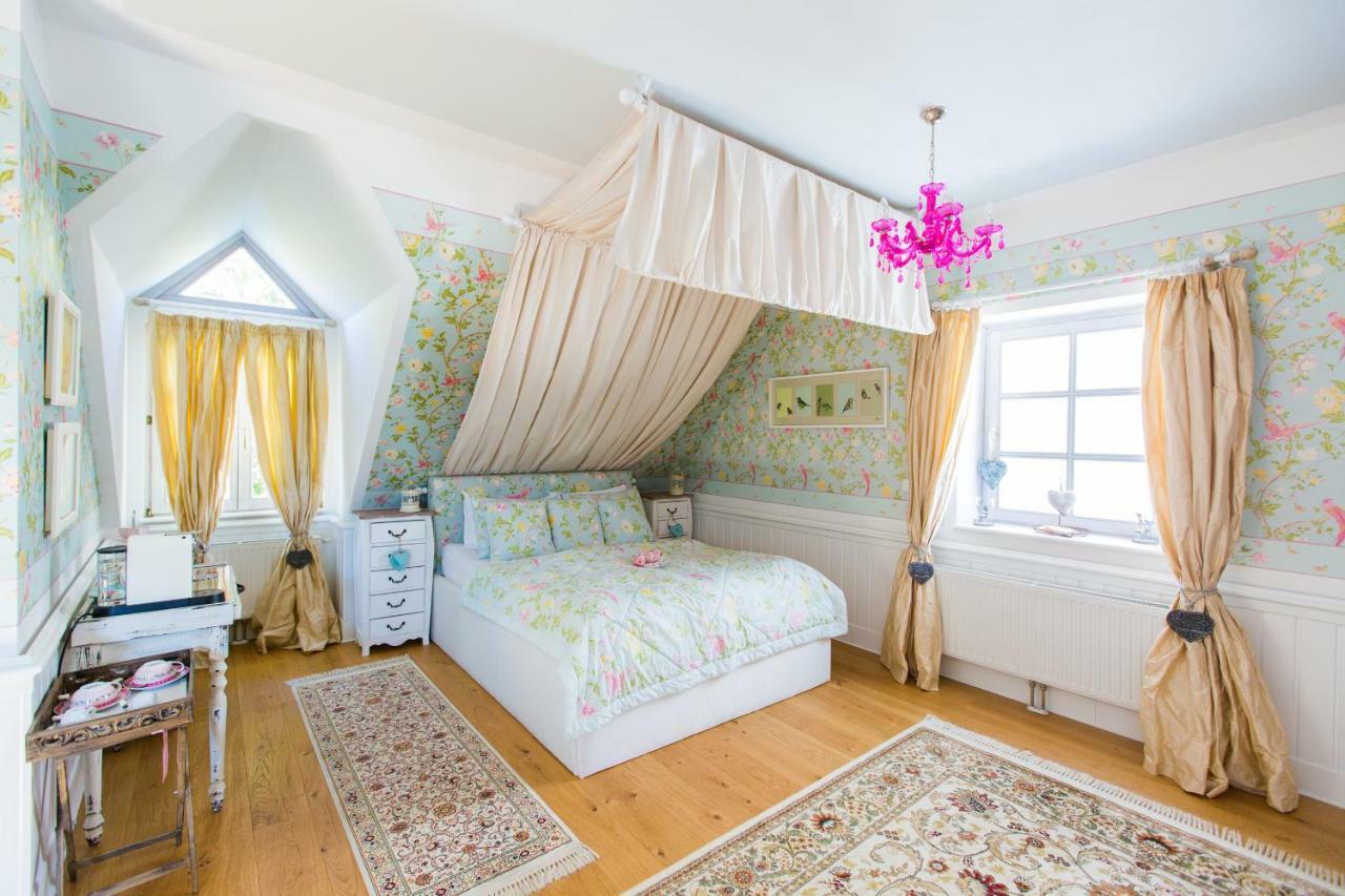 Oleander Romantik Zimmer Trausdorf an der Wulka Екстериор снимка